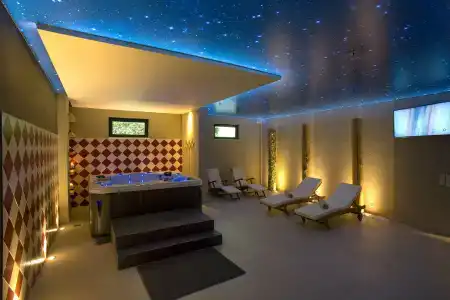 Atlantis Beach - 16