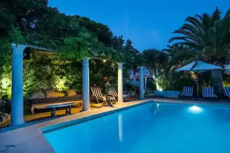 The Sea Club - 37