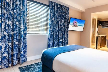 Waterside and Suites - 64