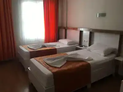 Özhan - 5