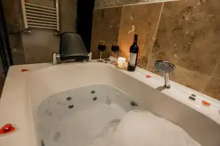 Elite Cave Suites - 9