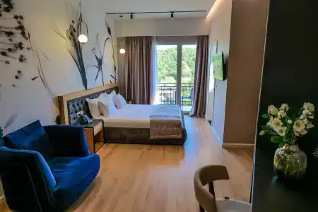 Lord Tirana - 18