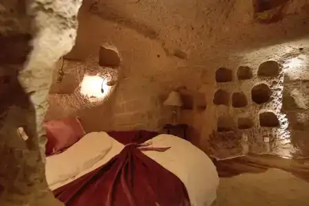 Panoramic Cave - 60