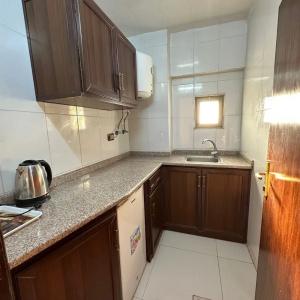 Nahas Plaza - 24