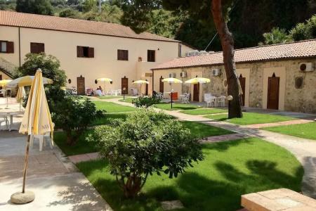 Baia delle Sirene Beach Resort - 27