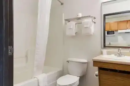 WoodSpring Suites Houston I-45 Airtex - 29
