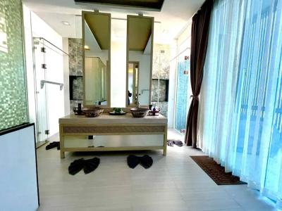 Beach Walk Boutique Resort - 248