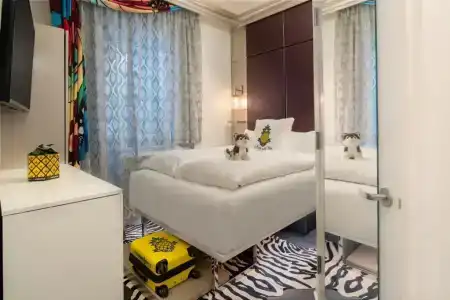 Staypineapple, An Artful, Midtown New York - 41