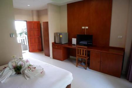 Kata Beachwalk and Bungalows - 12