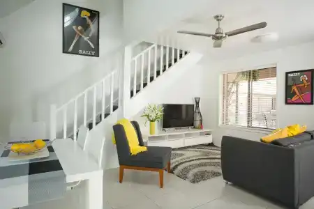 Byron Central - 11