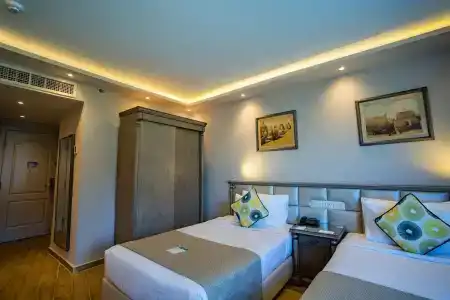 Sunrise Alex Avenue - 9