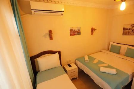 Nezahat Sultan Apart - 31