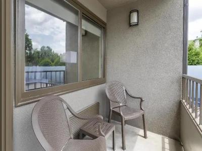 Best Western Plaza Inn - 50