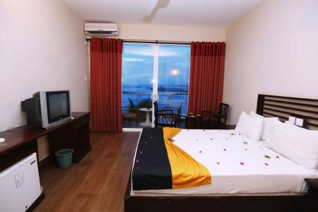 Hikkaduwa Beach - 16