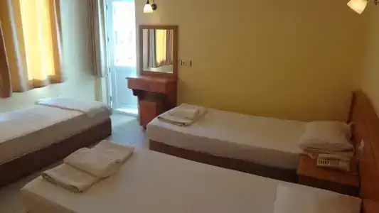 Kleopatra Coral Apart - 4