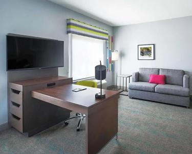 Hampton Inn & Suites - 58