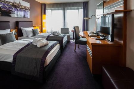 Ramada by Wyndham Dresden - 32