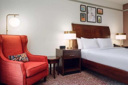 Hilton Garden Inn Airport - 48