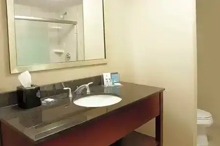 Hampton Inn by Hilton - Toronto - 32