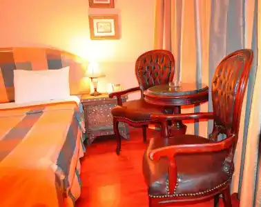 Gondola & Suites - 2