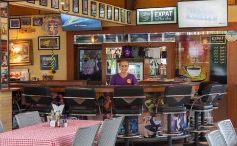 The Expat - Sha Extra Plus - 22