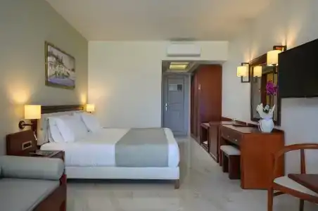 Vantaris Palace - 132