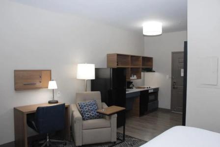 Candlewood Suites, an IHG - 45