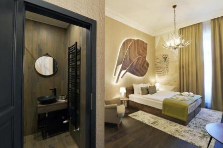 1552 Boutique - 34