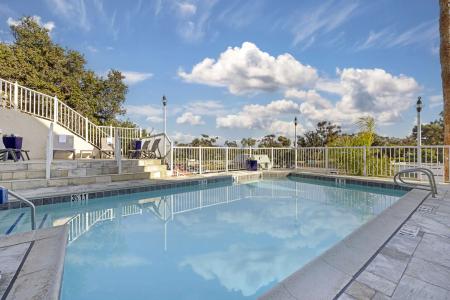 Best Western Plus Marina Shores - 13