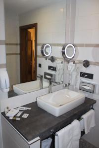 Grand Empire - 7