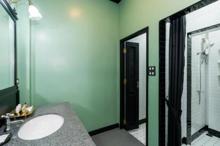 De Phanakron Boutique - 149