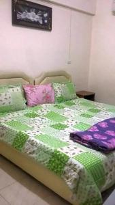 Vanlisut Ngamwongwan - 89