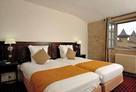 Best Western Plus Le Donjon - Cœur de La Cité Médiévale - 26