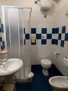 Tourist House - 84