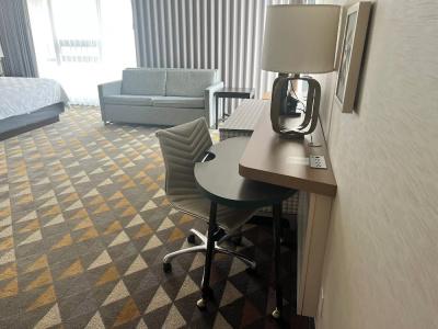 Holiday Inn Airport East, An Ihg - 82