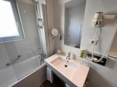 Holiday Inn Paris-Auteuil, An Ihg - 92