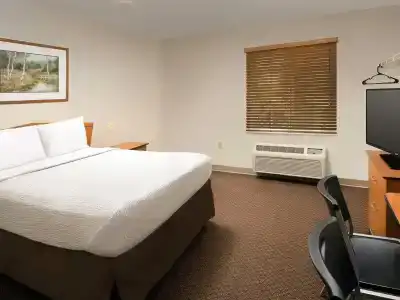WoodSpring Suites Fort Gordon - 14