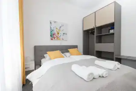 Tesla Boutique  & Rooms - 40