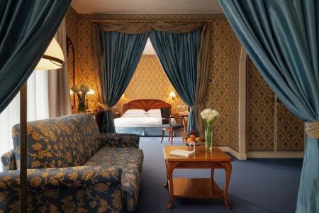 Grand Astoria - 39