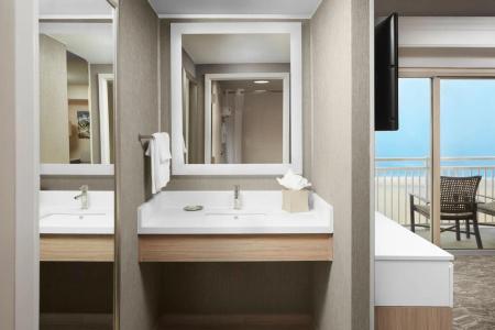SpringHill Suites by Marriott Virginia Beach Oceanfront - 10