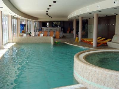 Golden Lake Resort - 11
