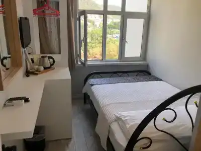 Yali PansİYon - 12