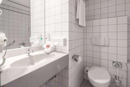 Ramada by Wyndham Dresden - 7