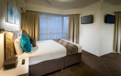 2nd Avenue Beachside - 204