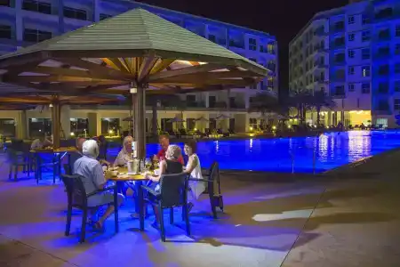 GrandBlue Resort & Beachclub - 25