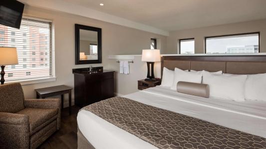 Best Western Plus Coastline Inn - 6