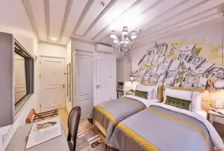 9 Doors - 2