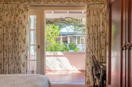 Martine Inn - 19