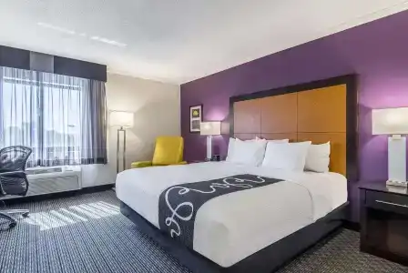 La Quinta by Wyndham University Area Chapel Hill - 24
