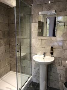 The Edgbaston Palace - 5
